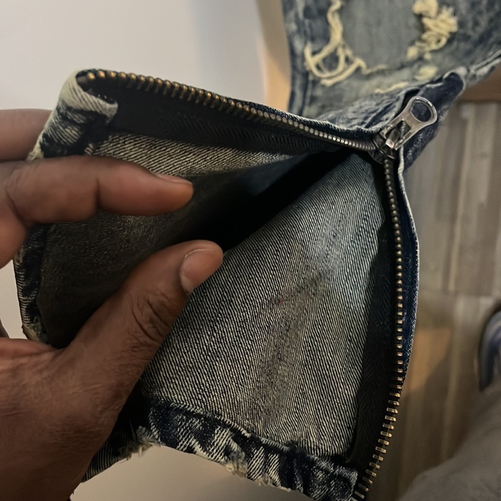 Jeans - Picture 4 of 9